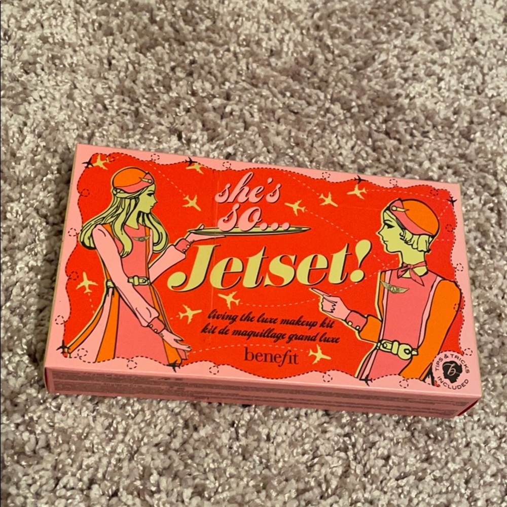 She’s so Jetset! By benefit